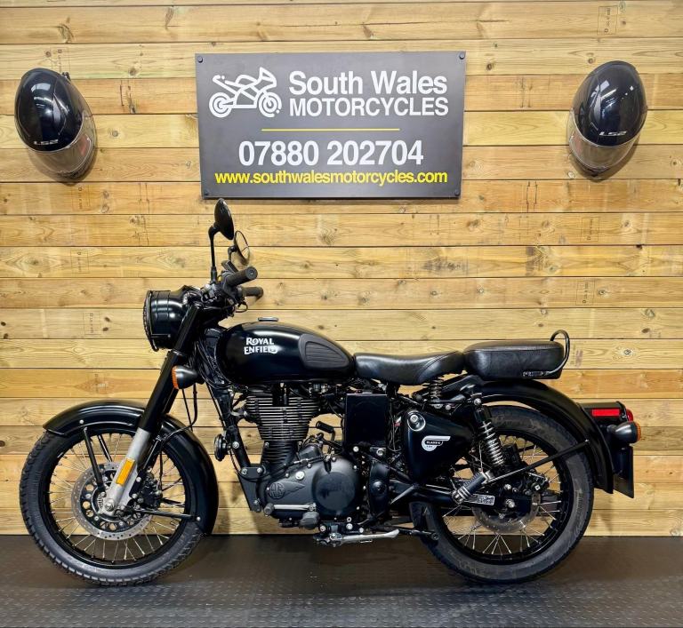Royal Enfield Bullet Classic 500 EFi / 2019 model / only 5037 miles 