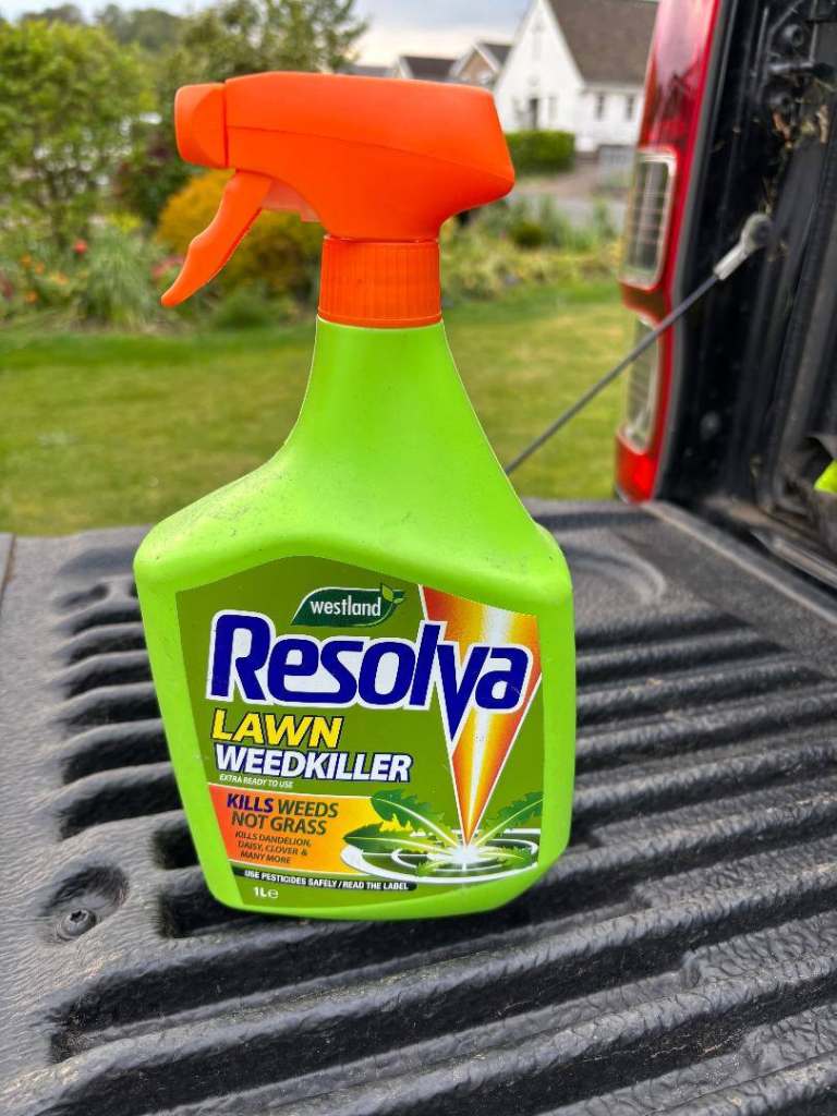 Resolva Lawn Weedkiller Extra Ready to Use 1L