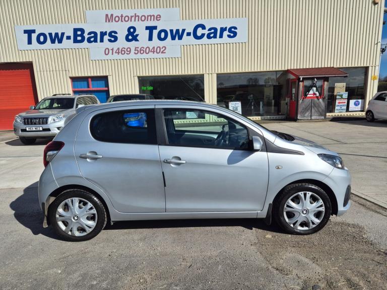 Automatic 2014 Peugeot 108 Active motorhome towcar braked a frame tow car