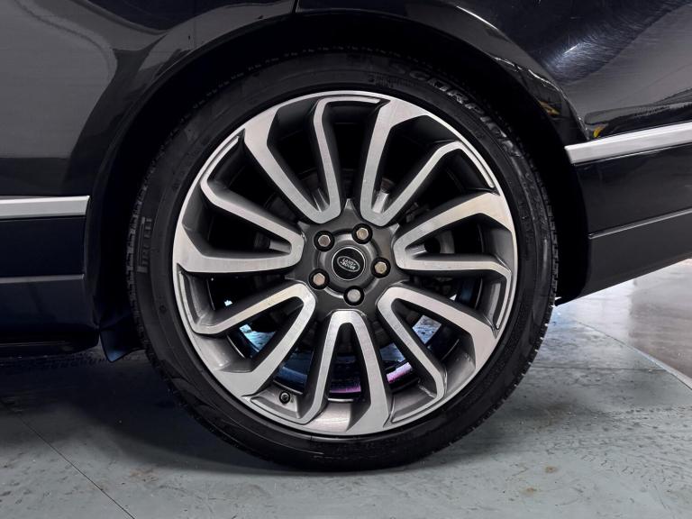  Land Rover Range Rover 4.4 SD V8 Autobiography SUV 5dr Diesel Auto 4WD Euro 6 (s/s) (339 ps) Die...