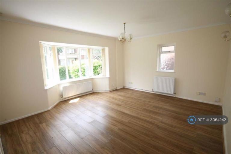 3 bedroom house in Lancaster Road, Droylsden, Manchester, M43 (3 bed) (#3064242)