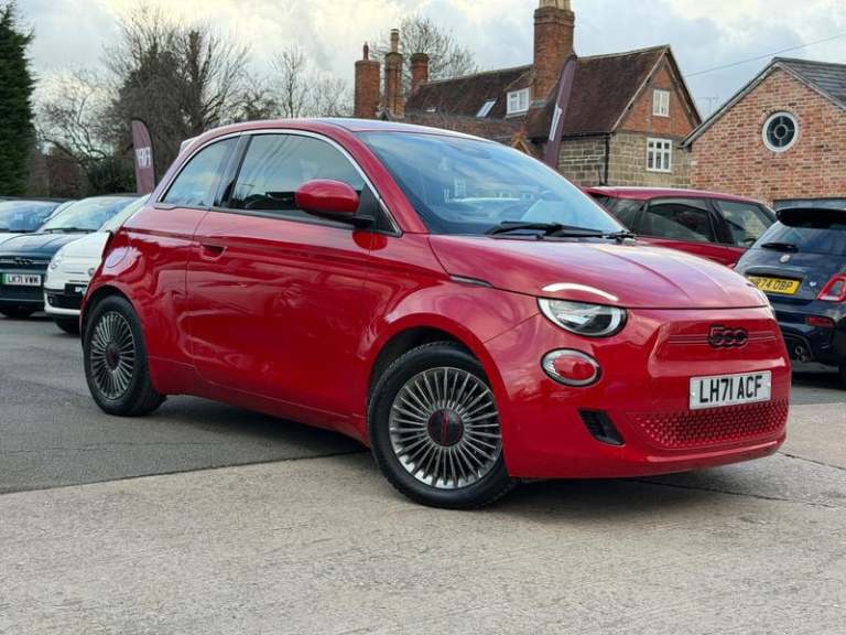 2021 Fiat 500e 42kWh RED Hatchback 3dr Electric Auto (118 ps) Automatic Hatchback Electric Automatic