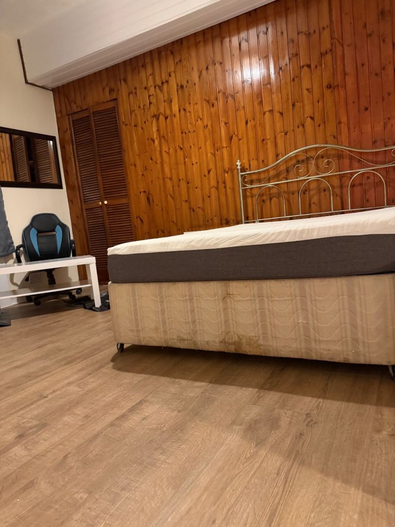 One bedroom Furnished Flat 