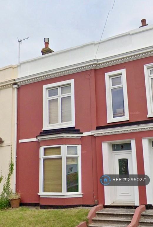 4 bedroom house in Greenbank Terrace, Greenbank, Plymouth, PL4 (4 bed) (#2960271)