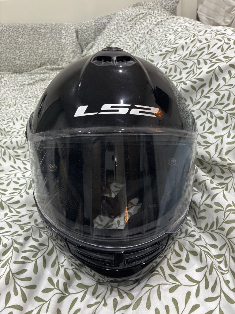 LS2 Full-Face Motorcycle Helmet – XL – Black