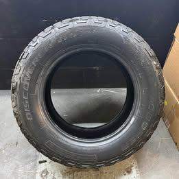 COOPER DISCOVERER AT3 4S 265/65R17 TYRE X 1 7MM TREAD TESTED NO REPAIRS