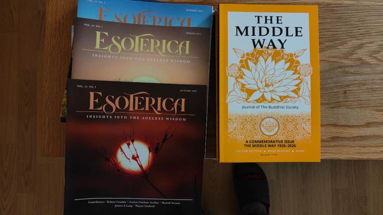 Free Esoterica Magazines & The Middle Way Journals – Good Condition