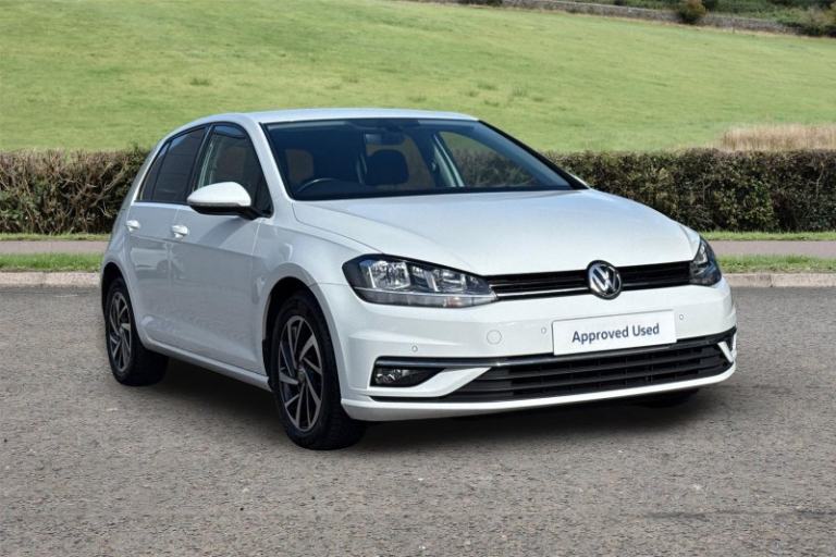 VOLKSWAGEN GOLF 1.6 TDI Match 5dr DSG