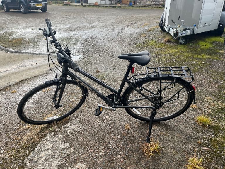 Trek hybrid step through bike