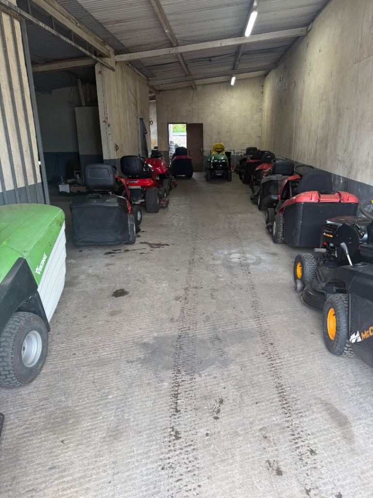 Second hand ride on mowers 