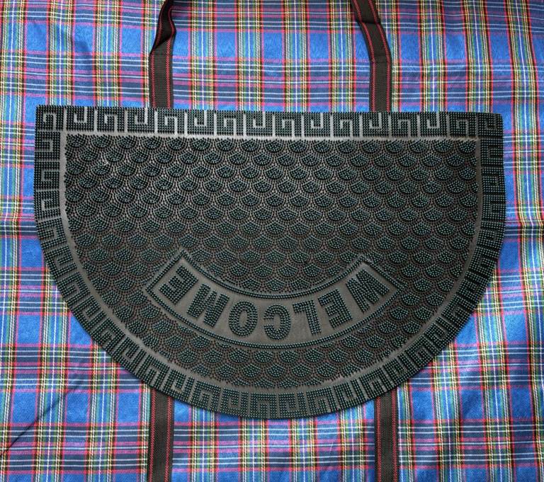 Half‑Moon Welcome Doormat – Non‑Slip Rubber Entry Mat
