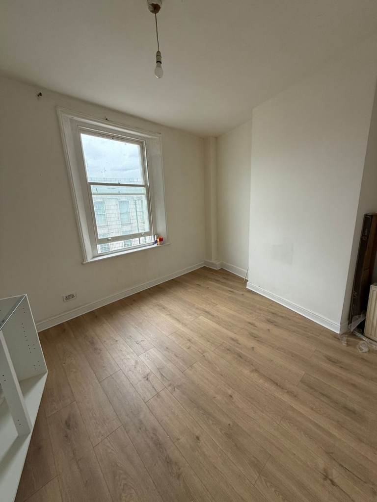 Self-Contained Studio Flat in Dalston - DSS Welcome