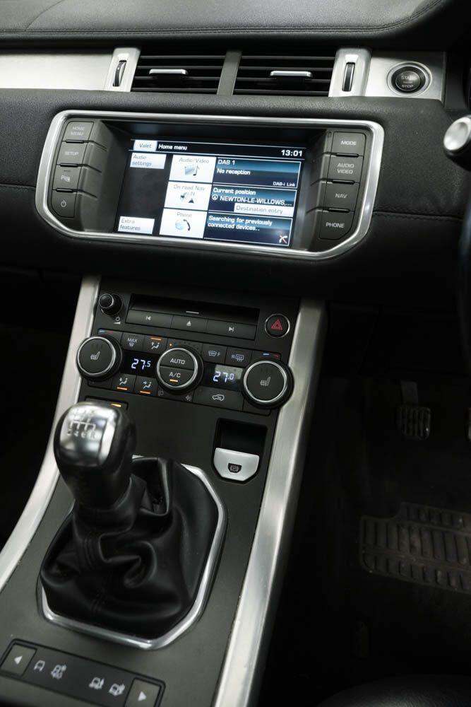 2014 Land Rover Range Rover Evoque 2.2 SD4 Pure 5dr [Tech Pack] ESTATE DIESEL Manual