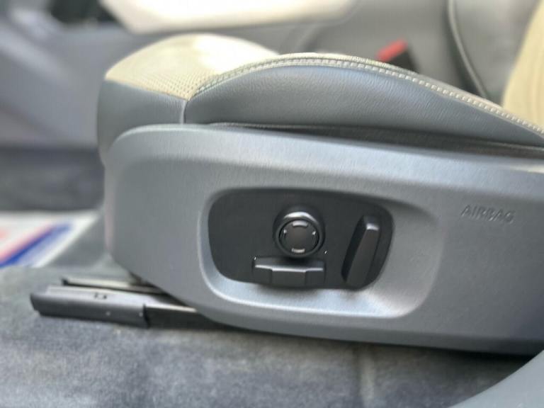 2017 Land Rover Range Rover Evoque 2.0 TD4 SE Tech SUV 5dr Diesel Auto 4WD Euro 6 (s/s) (180 ps) ...