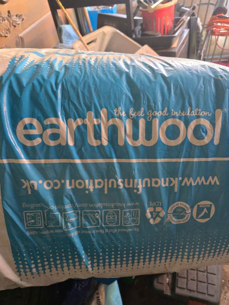 Earthwool wall and loft insulation 