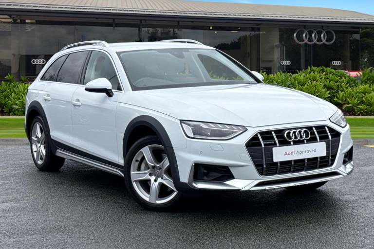 2020 Audi A4 Allroad allroad quattro Sport 45 TFSI  245 PS S tronic Estate PETROL Automatic