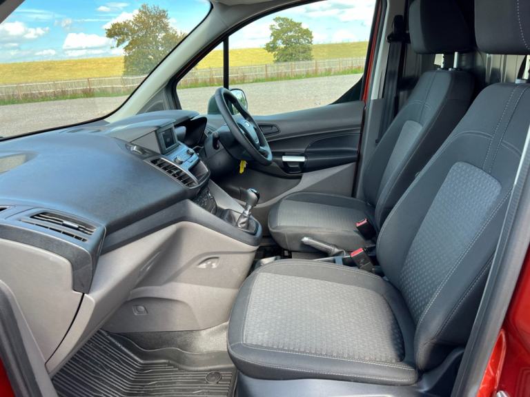 2021 Ford Transit Connect L2 210 TREND CONNECT LOW MILES EURO 6 Panel Van Petrol Manual