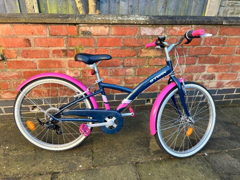 Girls bike