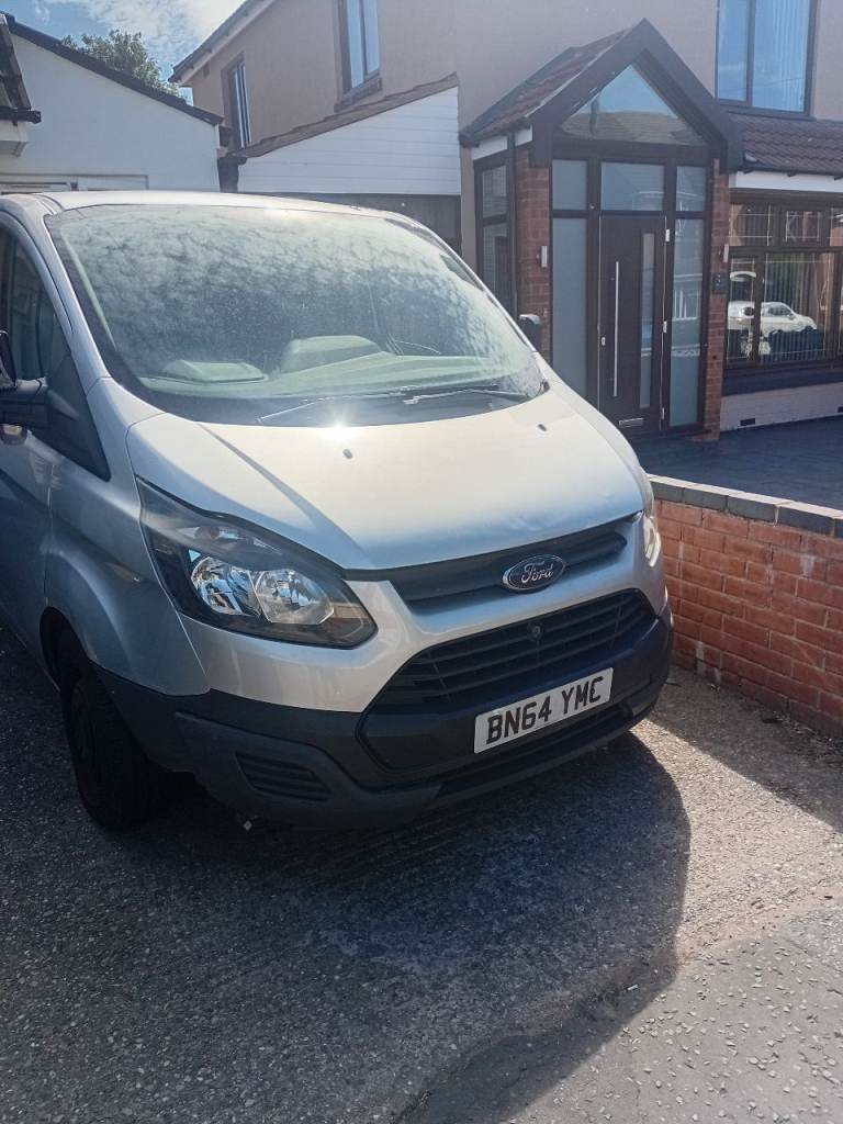 (QUICK SALE) Ford, TRANSIT CUSTOM, Panel Van, 2014, Manual, 2198 (cc)