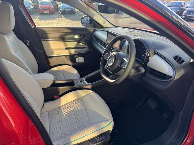 2025 Fiat 600 115kW La Prima 54kWh 5dr Auto HATCHBACK ELECTRIC Automatic