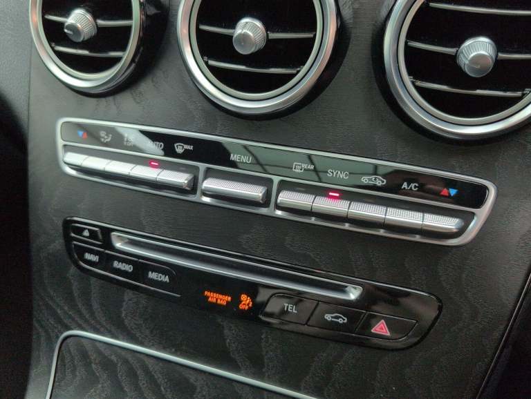 2018 Mercedes-Benz GLC GLC 220d 4Matic AMG Line Premium 5dr 9G-Tronic ESTATE DIESEL Automatic