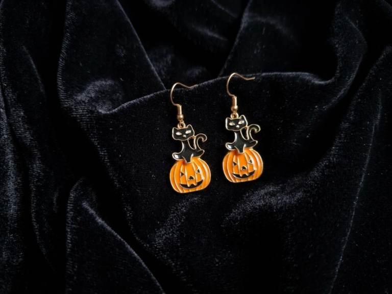 Halloween Black Cat & Pumpkin Drop Earrings – New