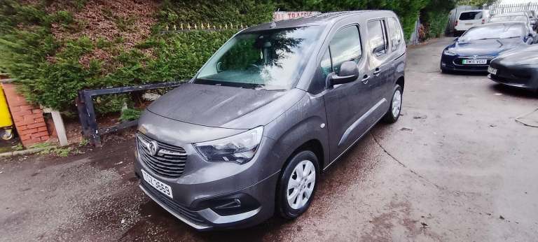 2021 Vauxhall Combo Life 1.5 Turbo D SE MPV 5dr Diesel Manual Euro 6 (s/s) (7 Seat) (100 ps) MPV ...