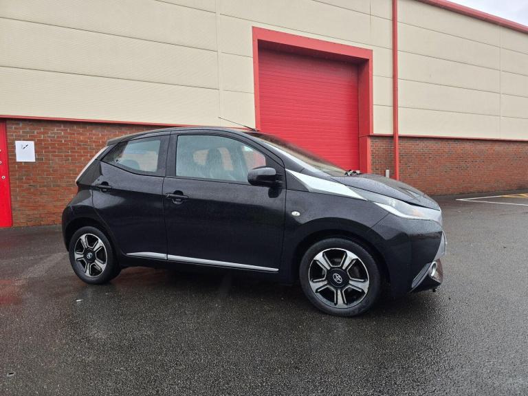 2015 Toyota AYGO 1.0 VVT-i x-clusiv Euro 5 5dr Euro 5 HATCHBACK Petrol Manual