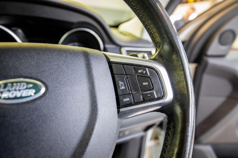 2018 Land Rover Discovery Sport 2.0 TD4 180 HSE Black 5dr Auto ESTATE DIESEL Automatic