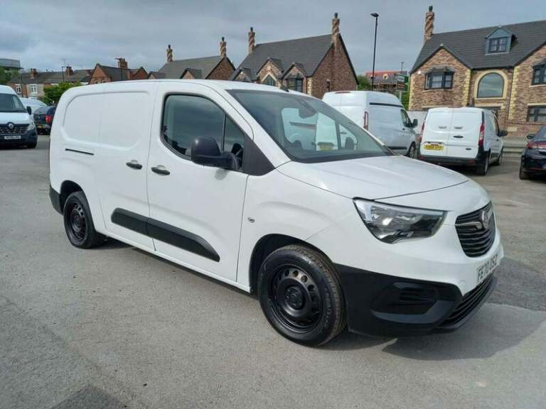 2021 Vauxhall Combo L2H1 2300 EDITION S/S *** CREW CAB *** 5 SEATS *** 1 OWNER