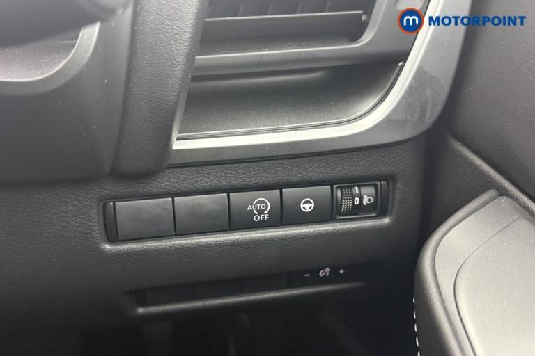 2024 Nissan Qashqai 1.3 DiG-T MH 158 N-Connecta 5dr Xtronic HATCHBACK PETROL Automatic