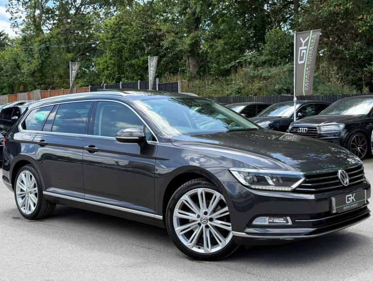 2019 Volkswagen Passat GT TSI EVO DSG - PANORAMIC SUNROOF -19 INCH ALLOYS - ONE OWNER Estate Petr...