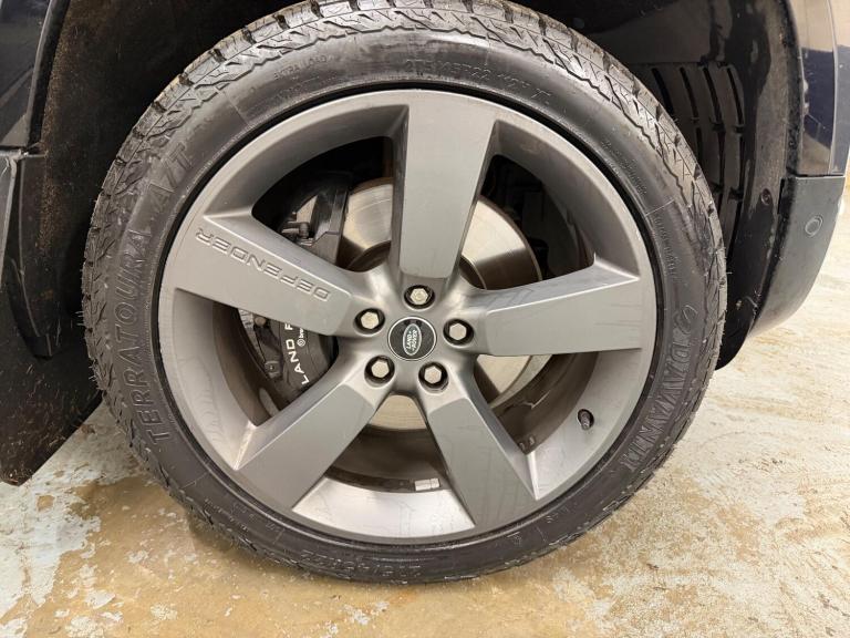 2022 Land Rover Defender 110 5.0 P525 V8 Auto 4WD Euro 6 (s/s) 5dr ESTATE Petrol Automatic