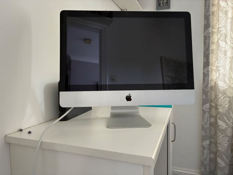 Apple iMac 21.5 inch 2010/2011
