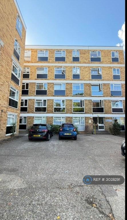 2 bedroom flat in Argyle Road, London, W13 (2 bed) (#3028291)
