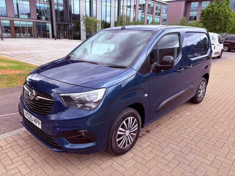 2020 Vauxhall Combo 2000 SPORTIVE 1.5TurboD EU6 S/S L1 H1 *AIRCON*SATNAV*CAMERA*SENSORS*E/P*LAN C...