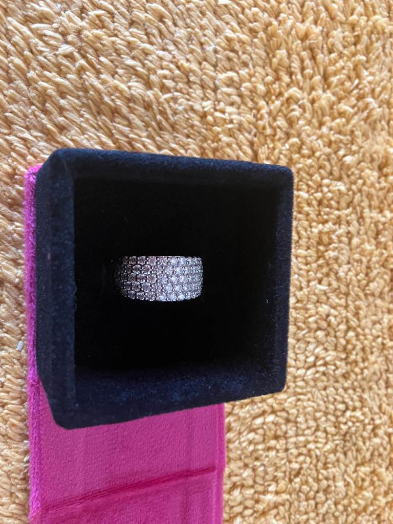 moissanite rings