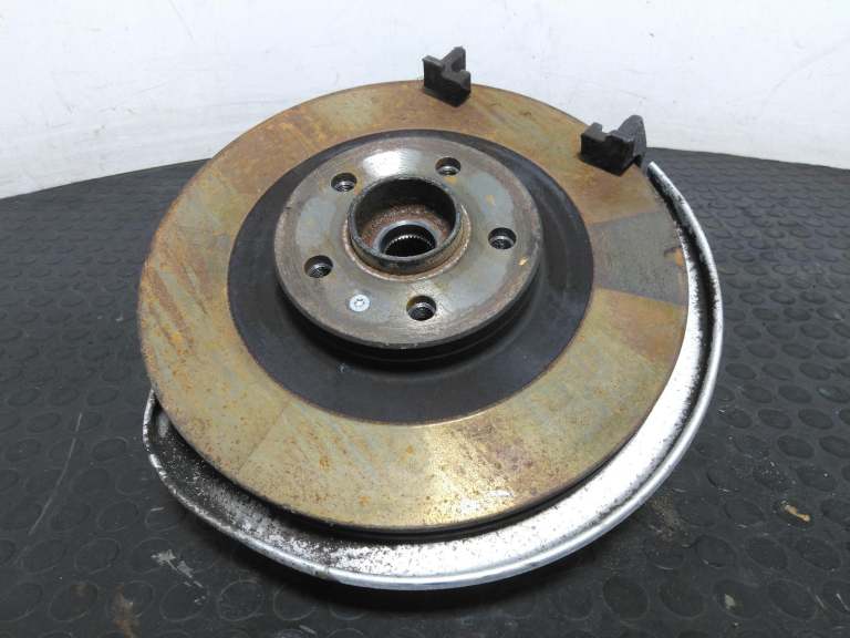 Volvo Xc60 Wheel Hub Stub Axle N/S 2017-2024 2.0l Petrol Rear Lh
