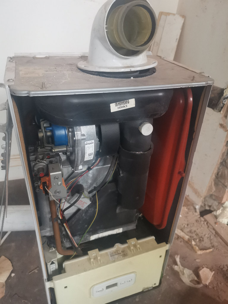 Glow warm combi boiler, with flu, like new 
