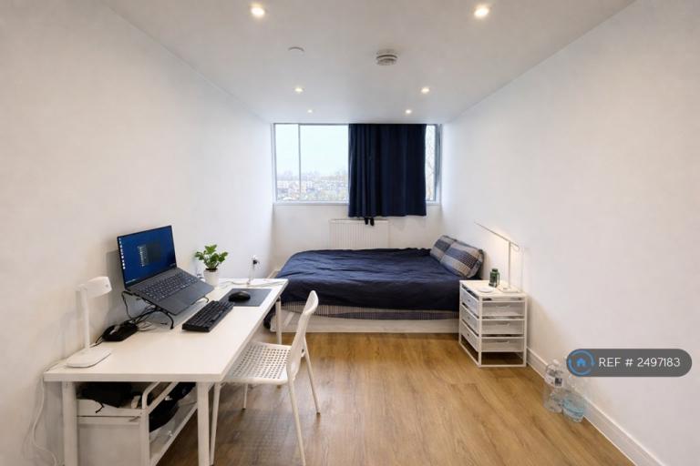 1 bedroom in Barandon Walk, London, W11 (#2497183)