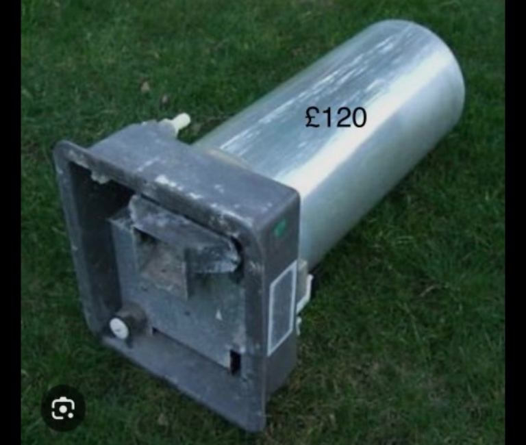 Carver Cascade 2 240v or gas water heater caravan camper conversion motorhome  