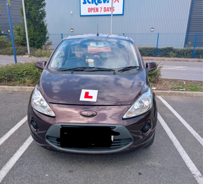 Ford, KA, Hatchback, 2010, Manual, 1242 (cc), 3 doors