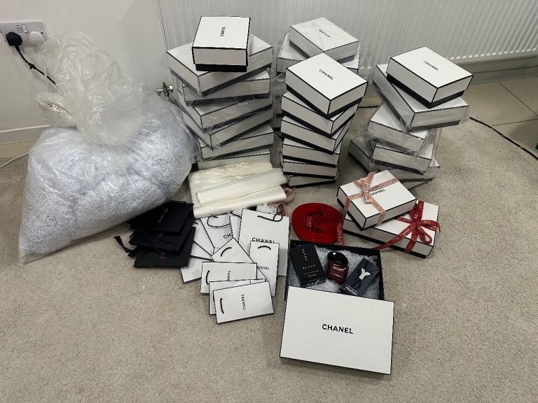 Luxury Gifting Business for Sale | FOR Valentine’s Gift Boxes & Bags 