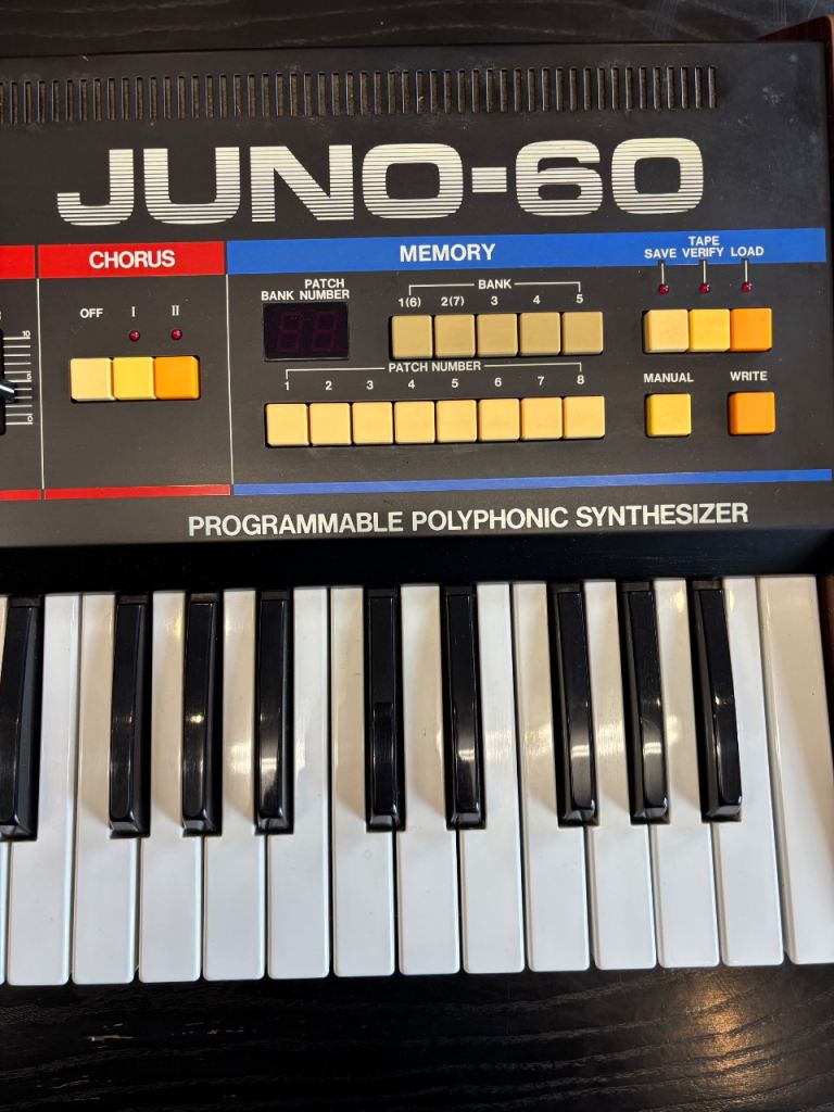 Roland Juno-60 with jSQ60 sequencer