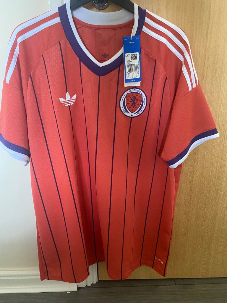 Scotland away top