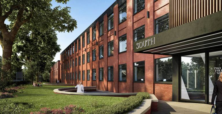 Altrincham - WA14 4DZ \ Office Space for Rent with 2 Desks