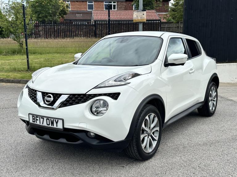 2017 Nissan Juke 1.2 DiG-T Tekna 5dr HATCHBACK Petrol Manual