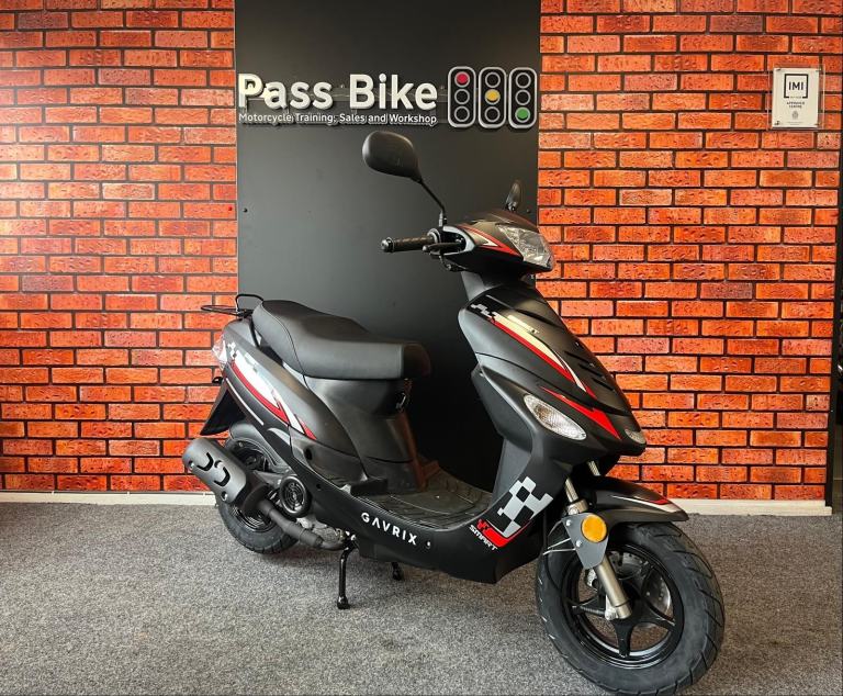 Gavrix Smart 50cc Twist and Go Automatic Moped - Cheapest NEW 50cc Scooter in UK