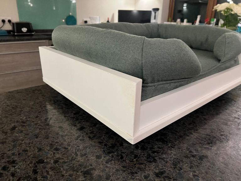 Omlet pet bed for dog or cat