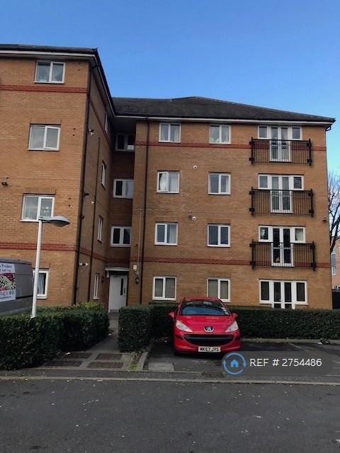 2 bedroom flat in Orchid Gardens, Hounslow, TW3 (2 bed) (#2754486)